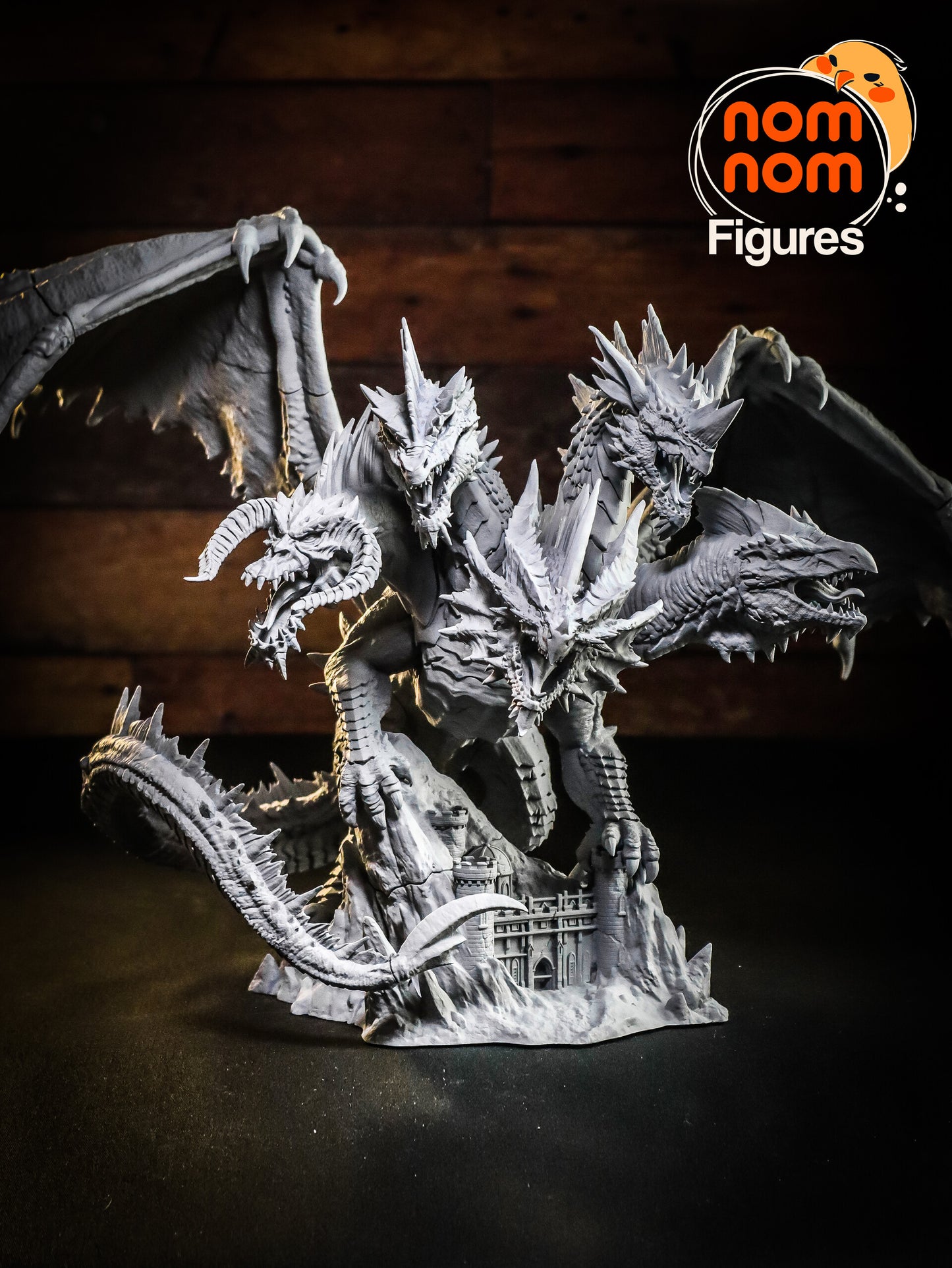 TIAMAT · DUNGEONS & DRAGONS · 242mm