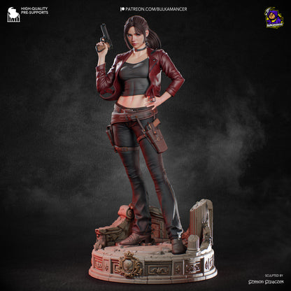 La Superviviente del Horror - 23,7 cm