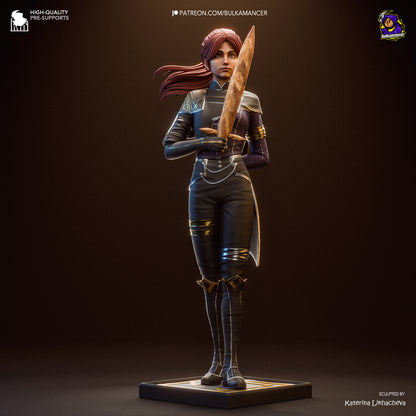 La Duelista del Lienzo - 34,1 cm