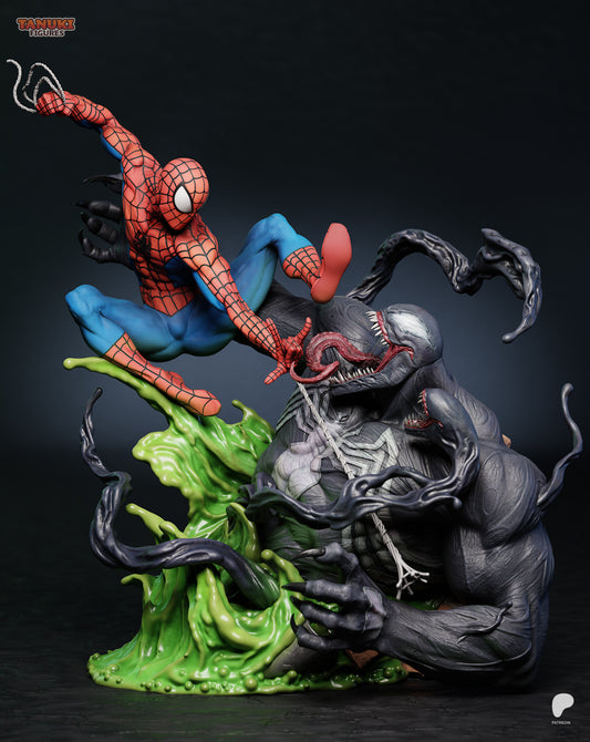 Spider-Man CONTRE Venom - 35cm