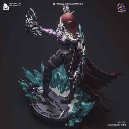 La Reina de las Sombras - 27,3 cm