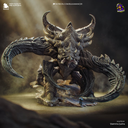 The Colossal Beast - 30 cm
